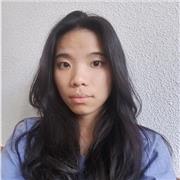 ¡Hola! Soy Liyi, nueva profesora de chino nacida en China. Soy estudiante universitario de filosofía.
Siempre me ha gustado dar clases a mis compañeros de forma altruista, y me encantaría poder ganarme la vida enseñando mi lengua a personas extranjeras.